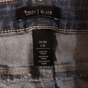 White/Black Market, Slim regular length, good condition, no smoking house,